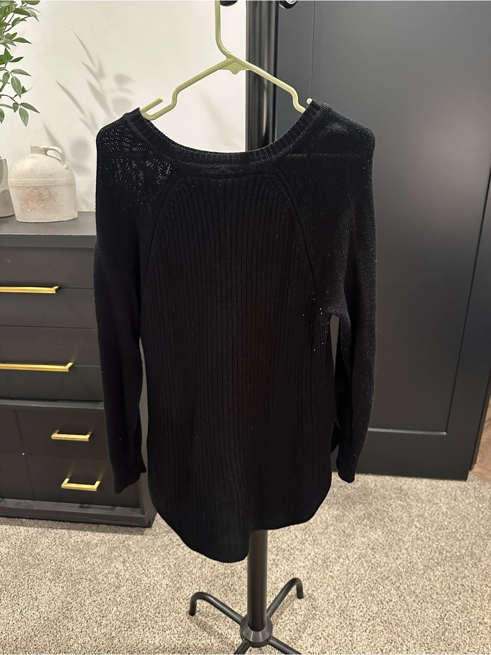 Quinn Black Ribbed Scoop-Neck Knit Top